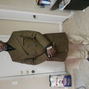 Meet your Posher, Reginald